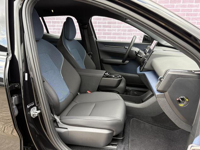 Volvo EX30 Single Motor Extended Range Plus 69 kWh | Camera | Adaptieve Cruise Control | Climate | Carplay | Keyless | Warmtepomp | Elektrisch Bedienbare Achterklep |