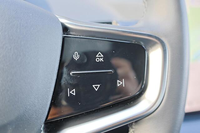 Volvo EX30 Extended Range Core 69 kWh - Parkeercamera achter - Parkeersensoren achter - Navigatie - 18' LMV