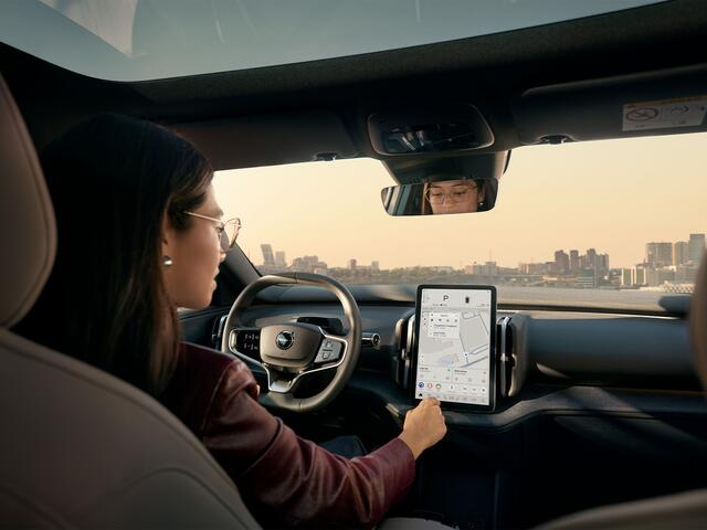 Volvo EX30 P3 Long Range Plus Europa 69 kWh | Parkeercamera | Harman Kardon | Stoel- en Stuurverwarming | Elektrische stoelen