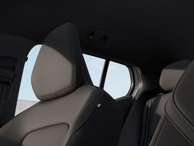 Volvo EX30 Cross Country P5 Long Range Plus Europa 69 kWh | Parkeercamera | Harman Kardon | Stoel- en Stuurverwarming