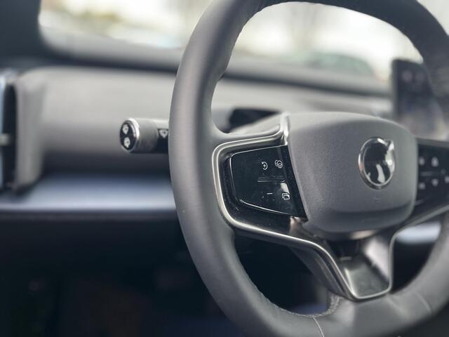 Volvo EX30 Single Motor Extended Range Core 69 kWh | Stoelverwarming | Park Assist Camera | Google Maps | One Pedal Drive |