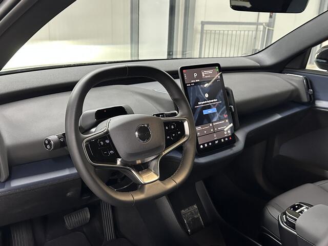 Volvo EX30 Single Motor 272 pk Extended Range Core 69 kWh | Acc | Camere | Apple Carplay/Android Auto |