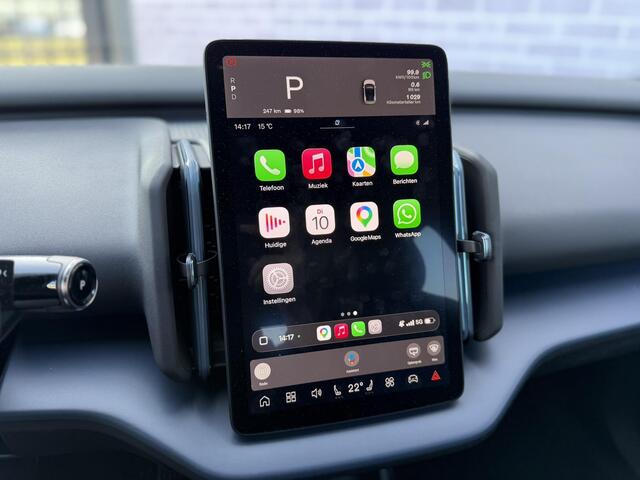 Volvo EX30 Single Motor Extended Range 69 kWh Core | Stoel-/Stuurverwarming | 19" Velgen | Warmtepomp | Adaptieve Cruise Control | BLIS |