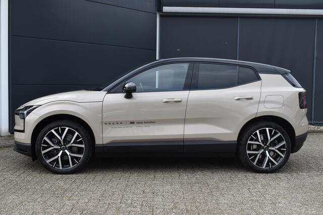 Volvo EX30 Single Motor Extended Range Plus 69 kWh | Warmtepomp | Adaptieve cruise control | Apple carplay/Android auto | Elektrische achterklep | keyless | 19 inch Lichtmetalen velgen
