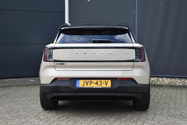 Volvo EX30 Single Motor Extended Range Plus 69 kWh | Warmtepomp | Adaptieve cruise control | Apple carplay/Android auto | Elektrische achterklep | keyless | 19 inch Lichtmetalen velgen