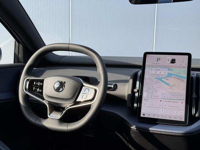 Volvo EX30 Single Motor 50kWh Plus | Stoel- en stuurwiel verwarming | Premium audio by Harman Kardon | Achteruitrijcamera | Apple Carplay/Android auto | Elektrisch bedienbare achterklep | DAB radio | 18 inch lichtmetalen velgen