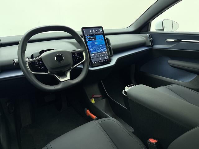 Volvo EX30 Single Motor Core / Stoel + Stuurw. Verwarming / Adapt. Cruise / BLIS / 18'' / Crystal White / PDC + Camera /