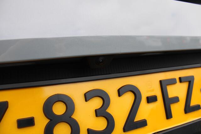 Volvo EX30 Single Motor Extended Range Ultra 69 kWh | 360 C. | Panoramadak | Adapt. Cruise | Verw. Stoel + Stuurwiel | El. Stoelen | 20" LMV | Extra getint glas |