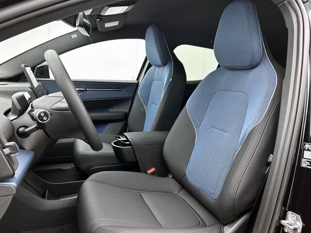 Volvo EX30 Twin Performance 428pk AWD Plus Europa Black Edition