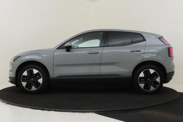 Volvo EX30 SINGLE MOTOR CORE 51 kWh -CLIMATE|CARPLAY|CAMERA|ADAP.CRUISE|PRIVACY.GLAS