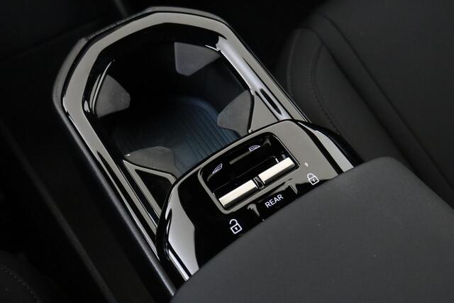 Volvo EX30 SINGLE MOTOR CORE 51 kWh -CLIMATE|CARPLAY|CAMERA|ADAP.CRUISE|PRIVACY.GLAS