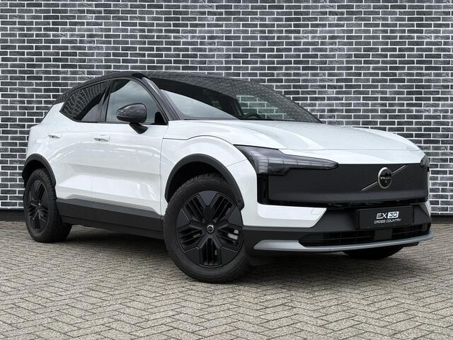 Volvo EX30 Cross Country Twin Motor Performance Ultra 69 kWh | Warmtepomp | Panoramadak | Tailored Wool | 360 Graden Camera | Cruise Control Adaptief | Google Maps