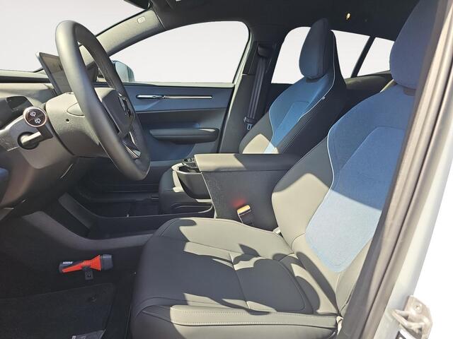 Volvo EX30 Single Motor Extended Range Plus 69 kWh | 20" Heico velgen | Stoelverwarming | Keyless Entry | Harman/Kardon |