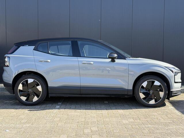 Volvo EX30 Single Motor Extended Range Core 69 kWh climate line/ zwart dak/ 19 inch/ SOH accupakket
