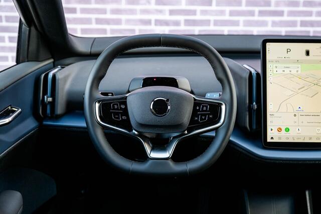 Volvo EX30 P5 Long Range Plus Black Edition Europa 69 kWh | Adaptive Cruise Control | Stoel + Stuurverwarming | elektr. stoelen | camera | Getint Glas | Harman Kardon Audio | BLIS Dodehoek Detectie |