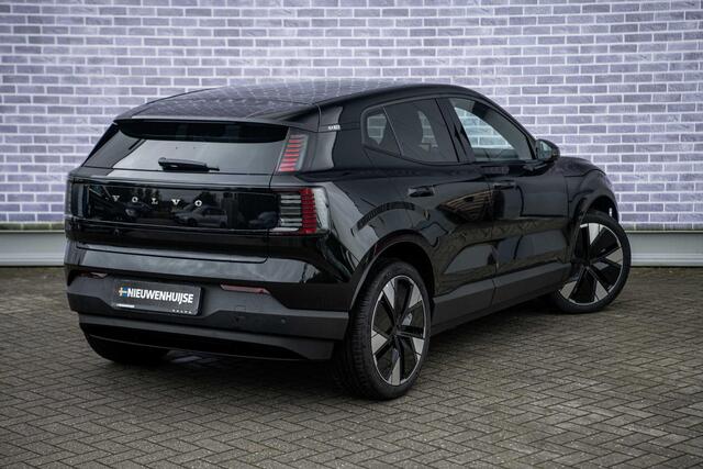 Volvo EX30 Single Motor Extended Range Ultra 69 kWh | 20 inch | Harman/Kardon | Panoramadak | 360° camera | Power seats | Extra getint glas | Stoel/stuurverwarming | Keyless entry/start |