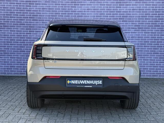 Volvo EX30 Single Motor Extended Range Plus 69 kWh | Stoel/Stuurverwarming | Harman/Kardon | Extra Getint Glas | Elektr. Stoelverstelling | 20" Lichtmetalen Velgen | Elektr. Achterklep |