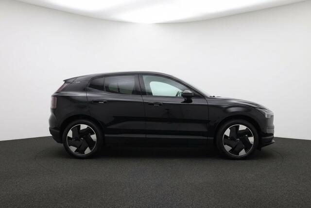 Volvo EX30 Ultra Single Extended Range 69kwh 272pk Pano l 360 Camera l Wint