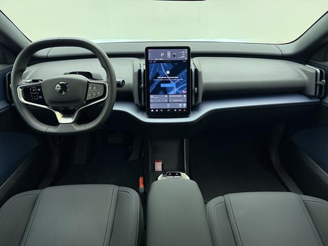 Volvo EX30 Extended Range Core / Adapt. Cruise / BLIS / Lane Keeping Aid / PDC + Camera / 18'' / Cloud Blue / Google / DAB /