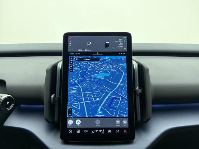 Volvo EX30 Extended Range Plus / Stoel + Stuurw. Verwarming / Harman&Kardon Audio / El. Achterklep / PDC + Camera / Zwart dak / 19" / Google / ACC / BLIS /