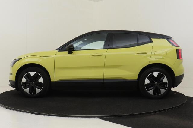 Volvo EX30 SINGLE MOTOR PLUS 51 kWh -HARMAN/KARDON|CARPLAY|CAMERA|ADAP.CRUISE|PRIVACY.GLAS|PINE|SoH:98%