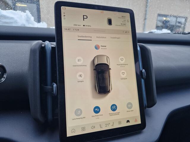 Volvo EX30 Single Motor Extended Range 69 kwh | Warmtepomp | NL AUTO! Climate Pack