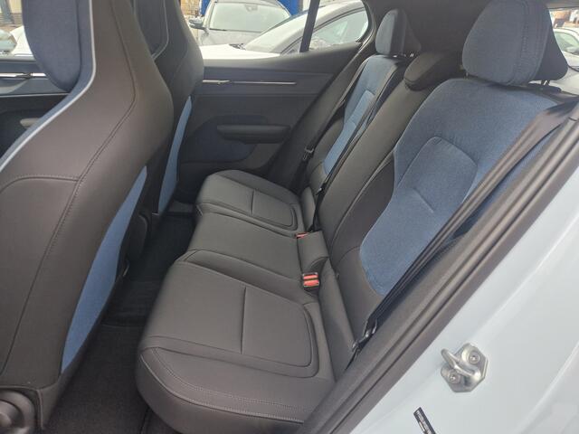 Volvo EX30 Single Motor Extended Range 69 kWh CLOUD BLUE 9.559 KM! | Warmtepomp | SOH 100%