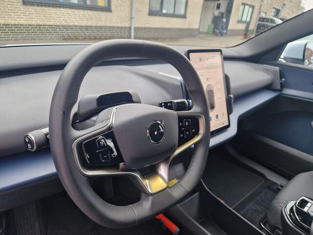 Volvo EX30 Single Motor Extended Range 69 kWh CLOUD BLUE 9.559 KM! | Warmtepomp | SOH 100%