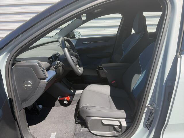 Volvo EX30 Extended Range Plus 69 kWh / Pack Climat / Warmtepomp /