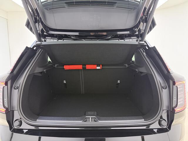 Volvo EX30 Extended Range Plus Europa / Elektr. Stoelen / Getint Glas / Stoel + Stuurw. Verwarming / ACC / BLIS / Harman&Kardon Audio / Elektr. Achterklep / PDC + Camera /