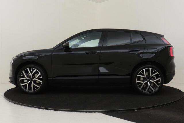 Volvo EX30 TWIN MOTOR PERF. ULTRA BLACK EDITION EUROPA 69 kWh -PANO.DAK|HARMAN/KARDON|360°CAM|AUT.INPARKEREN|POWER-SEATS|BLIS|20"|PRIVACY.GLAS