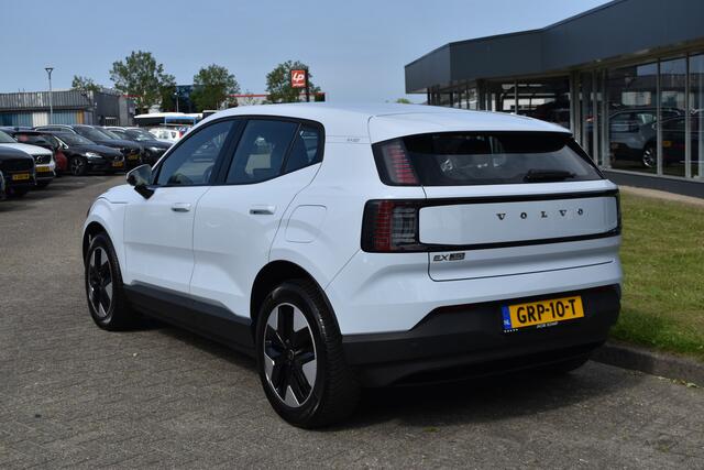 Volvo EX30 Extended Range 272PK Core 69 kWh | All season | Stoelverwarming | Stuurverwarming | ACC | Blis