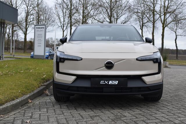 Volvo EX30 Extended Range Plus 272PK Europa 69 kWh | H&K | Blis | ACC | Climate | Elektr. Stoel