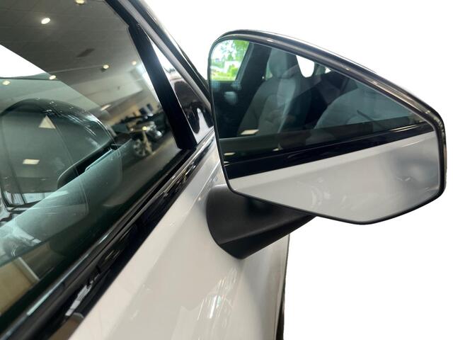 Volvo EX30 Twin Motor Performance Ultra 69 kWh