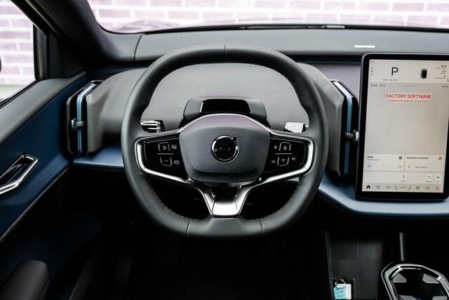 Volvo EX30 P3 Plus Europa | Elektrisch Verstelbare Voorstoelen | Stoel-/Stuurverwarming | Adaptieve Cruise Control | BLIS | Parkeersensoren Voor en Achter |