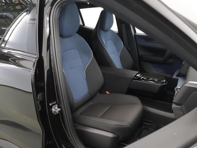 Volvo EX30 Single Motor Extended Range Plus 69 kWh | warmtepomp | Dodehoekdetectie | Achteruitrijcamera | Stoelverwarming | Stuurwielverwarming | Cruise control adaptief |