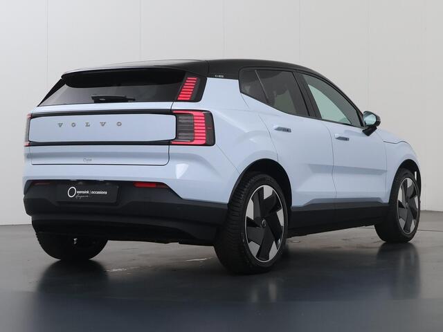 Volvo EX30 Single Motor Extended Range Plus 69 kWh | warmtepomp | Dodehoekdetectie | Achteruitrijcamera | Stoelverwarming | Stuurwielverwarming | Cruise control adaptief |