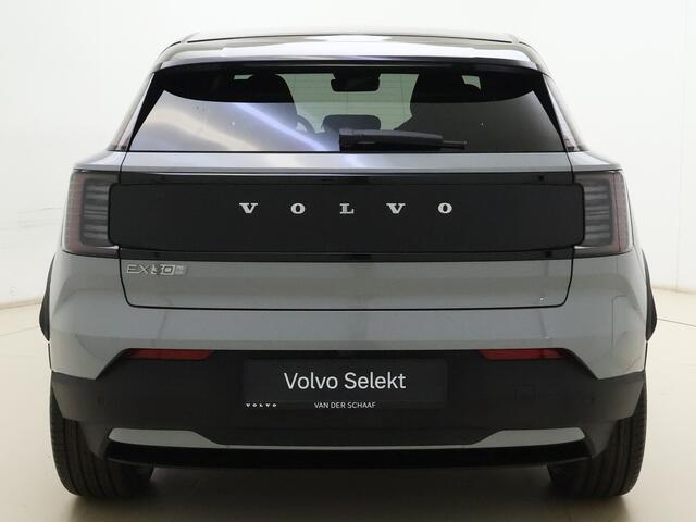Volvo EX30 Cross Country P5 Long Range Plus Europa / Pine Interieur / Extra getint glas achter / Elektr. Stoelen / ACC / BLIS / Stoelverwarming /