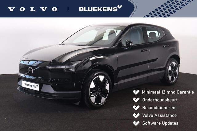 Volvo EX30 P3 Long Range Plus Europa 69 kWh - Adaptive Cruise Control - Harman/Kardon audio - Parkeercamera achter - Elektrisch bedienbare voorstoelen - Verwarmde voorstoelen & stuur - Parkeersensoren voor & achter - Draadloze tel. lader - 18' LMV