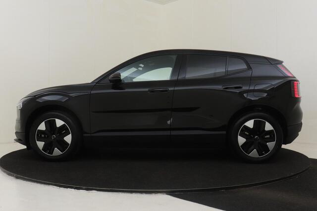 Volvo EX30 SINGLE MOTOR PLUS 51 kWh -HARMAN/KARDON|CLIMATE|POWER-SEATS|CARPLAY|CAMERA|ADAP.CRUISE|PRIVACY.GLAS|SoH:100%