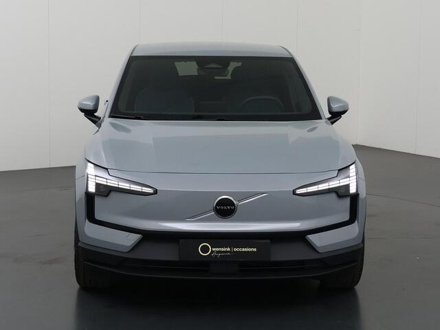 Volvo EX30 P5 Long Range Core 69 kWh | Apple CarPlay/Android Auto | Navigatie | Camera | Stoelverwarming | Cruise Control | Climate Control | LED |