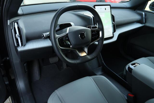 Volvo EX30 SINGLE MOTOR EXTENDED RANGE PLUS 69KWH SOH 98% | HARMAN/KARDON | CAMERA | STOEL-STUURVERW. | CARPLAY | KEY-LESS