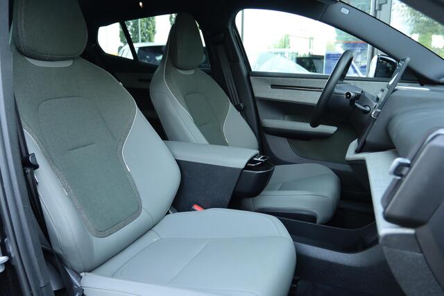 Volvo EX30 SINGLE MOTOR EXTENDED RANGE PLUS 69KWH SOH 98% | HARMAN/KARDON | CAMERA | STOEL-STUURVERW. | CARPLAY | KEY-LESS