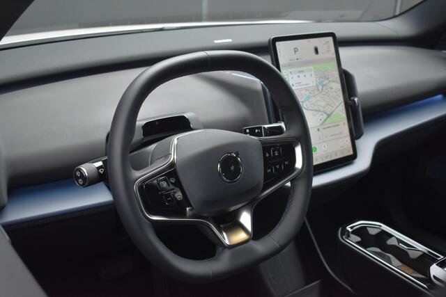 Volvo EX30 Single Motor Extended Range Plus 69 kWh | Google Navigatie | Stoel-/Stuurwielverwarming | Elektrisch verstelbare voorstoelen | Harman Kardon Soundbar | Keyless | Apple Carplay | Elektrische Achterklep | Parkeercamera Achter | Adaptieve Cruise Control | BLIS |