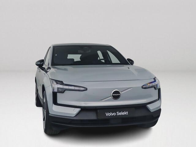 Volvo EX30 Single Motor Extended Range Plus 69 kWh | Parkeercamera | Harman Kardon | Stoel- en stuurverwarming | Elektrische stoelen | Trekhaak