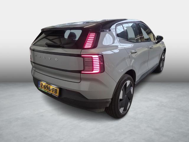 Volvo EX30 Single Motor Extended Range Plus 69 kWh | Stoel en Stuurverwarming | Adaptieve Cruise Control | BLIS | DAB+ | Keyless Entry | Parkeercamera |