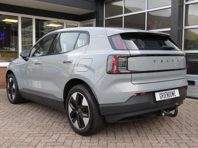 Volvo EX30 EXTENDED CORE 69 KWH / Trekhaak / Camera / BOVAG garantie
