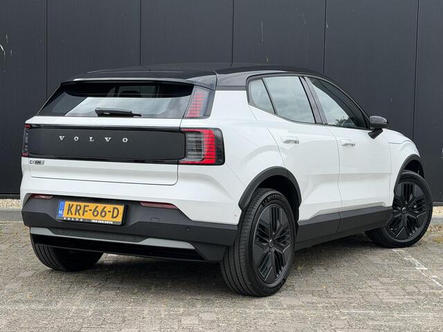 Volvo EX30 Cross Country P5 Long Range Plus 69 kWh Elek. stoelen / 360 Camera / Elek. achterklep / Stoel, stuur verwarming / Adaptive cruise /