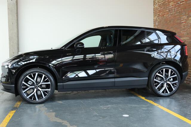 Volvo EX30 P5 Long Range Plus Black Edition Europa 69 kWh | Harman Kardon Premium Audio | 360º Visual Park Camera | Elektrisch Verstelbare Voorstoelen | Stoel/Stuurverwarming |