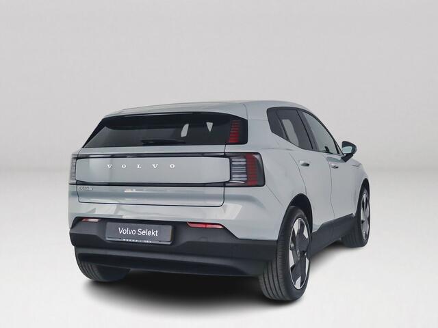 Volvo EX30 Single Motor Extended Range Plus Europa 69 kWh | Parkeercamera | Harman Kardon | Stoel- en stuurverwarming | Elektrische stoelen